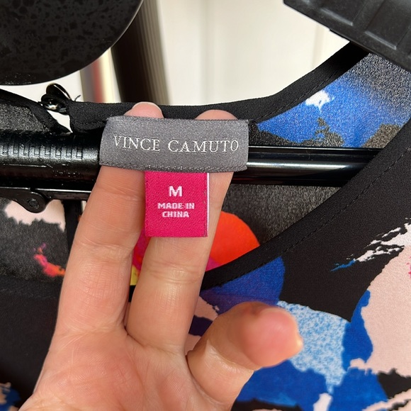 Vince Camuto Cold Shoulder Top - Picture 4 of 7